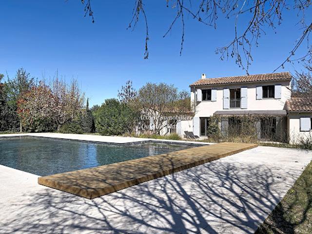 Vente Maison 7 pièces 204.67 m2 Aix en Provence