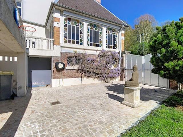 Vente Maison 7 pièces 205 m2 Cambrai