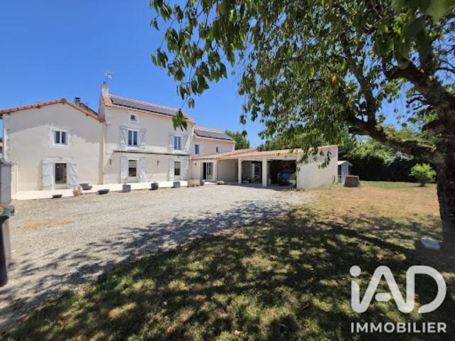 Vente Maison 7 pièces 205 m2 Dienne
