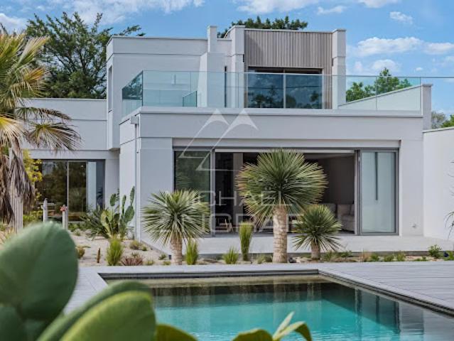Vente Maison 7 pièces 205 m2 Gujan Mestras