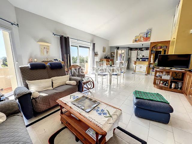 Vente Maison 7 pièces 206 m2 La Tour d'Aigues