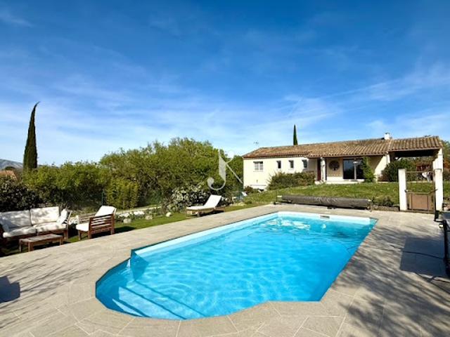 Vente Maison 7 pièces 206 m2 Peynier