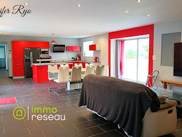 Vente Maison 7 pièces 206 m2 Prétot Sainte Suzanne