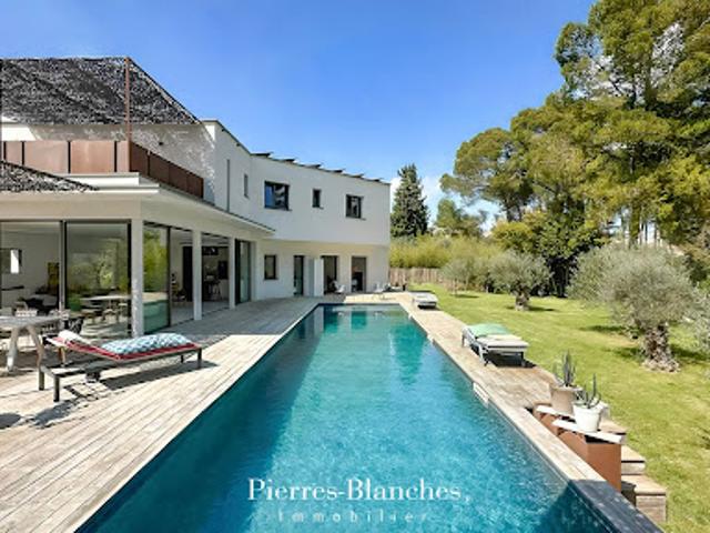 Vente Maison 7 pièces 206 m2 Sommieres