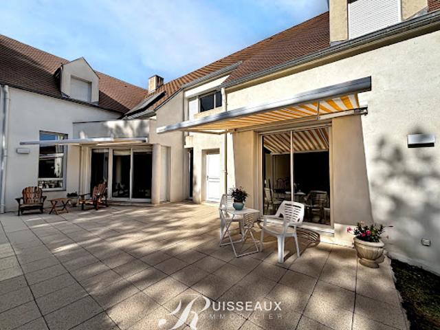 Vente Maison 7 pièces 206.92 m2 Talant