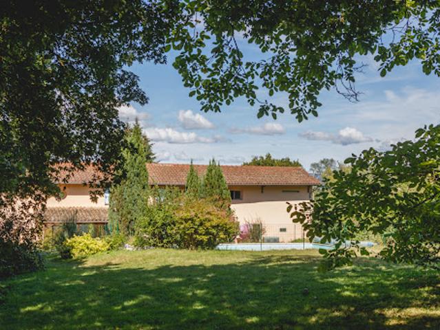 Vente Maison 7 pièces 207 m2 Montmerle sur saone