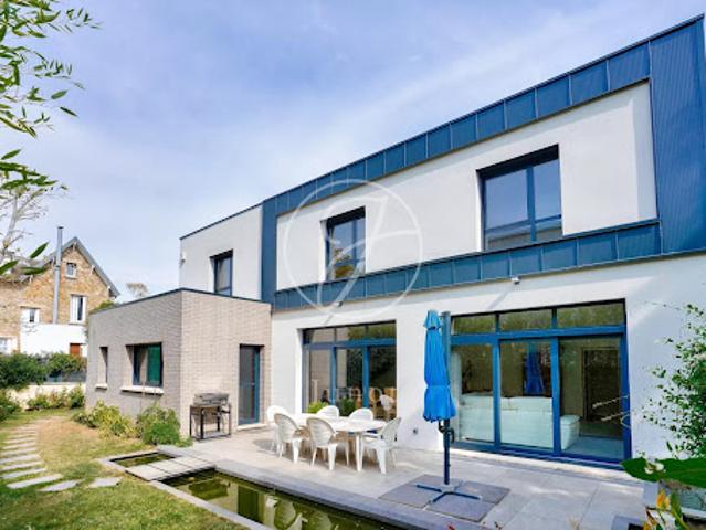 Vente Maison 7 pièces 207.26 m2 Croissy sur Seine