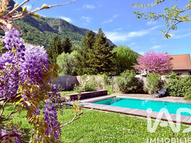 Vente Maison 7 pièces 208 m2 Vif