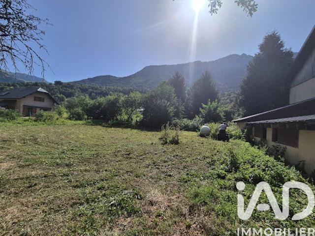 Vente Maison 7 pièces 209 m2 Ecole