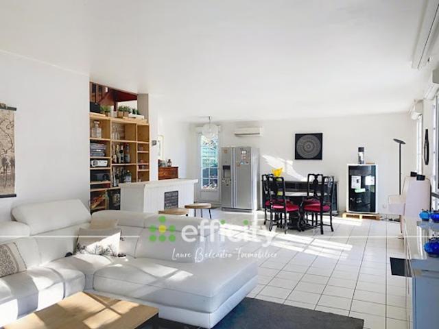 Vente Maison 7 pièces 209 m2 Perigny sur yerres