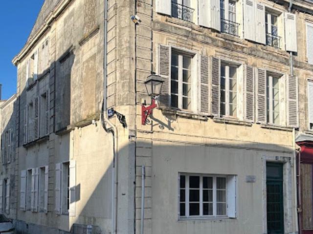 Vente Maison 7 pièces 200 m2 Marans