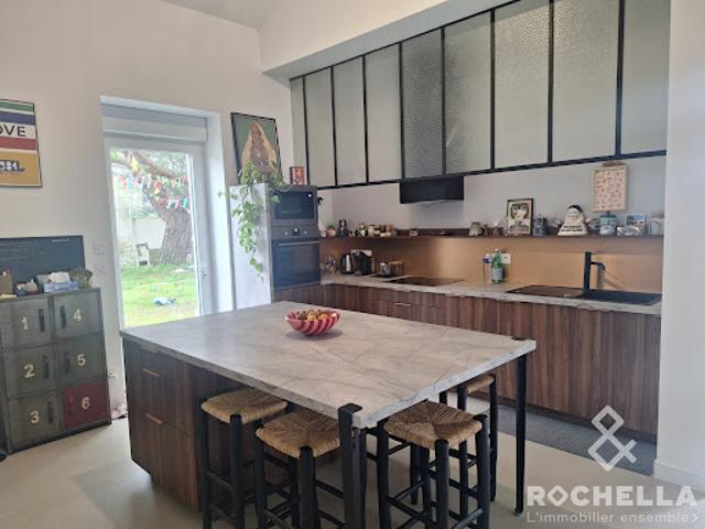 Vente Maison 7 pièces 200 m2 Marans