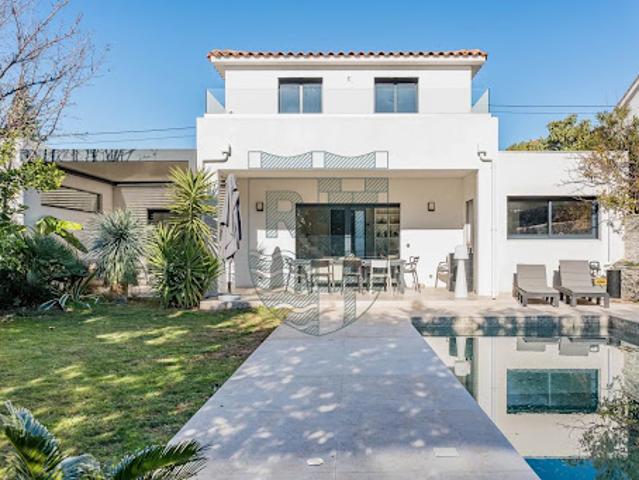 Vente Maison 7 pièces 200 m2 Marseille 12ème