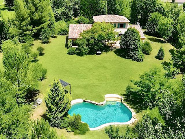 Vente Maison 7 pièces 200 m2 Meyreuil