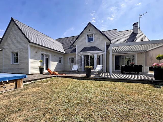 Vente Maison 7 pièces 208 m2 Morcourt