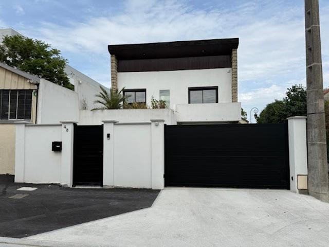 Vente Maison 7 pièces 200 m2 Argenteuil