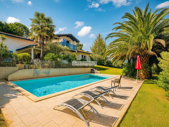 Vente Maison 7 pièces 200 m2 Bidart