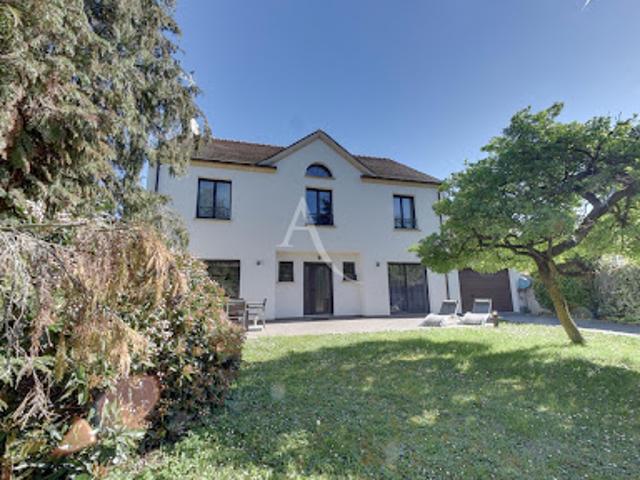 Vente Maison 7 pièces 200 m2 Bry sur Marne