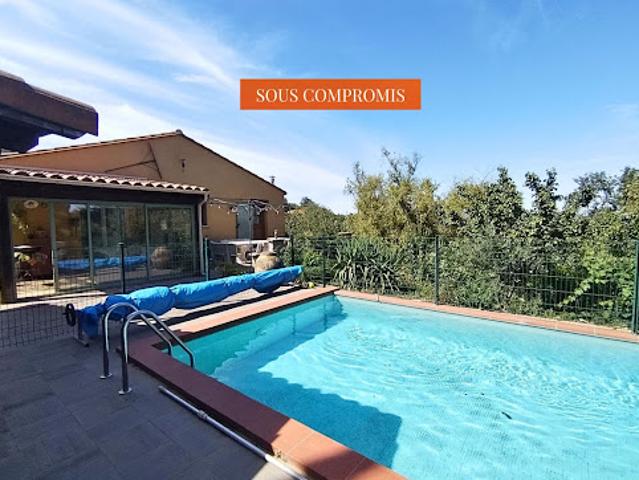 Vente Maison 7 pièces 200 m2 Camélas