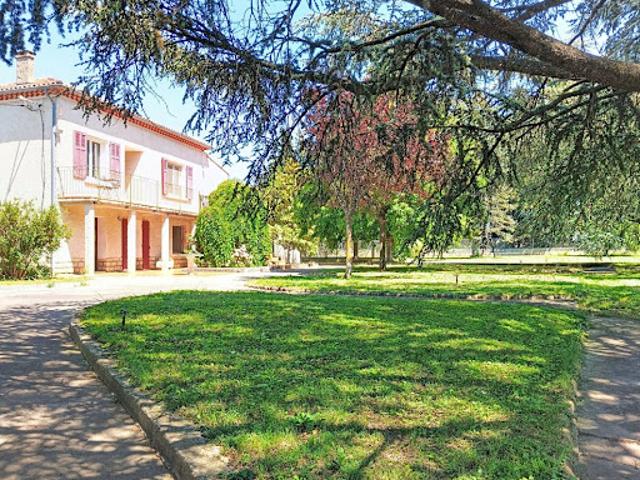 Vente Maison 7 pièces 200 m2 Carpentras
