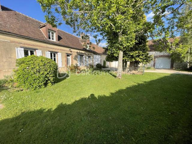 Vente Maison 7 pièces 200 m2 Courtenay