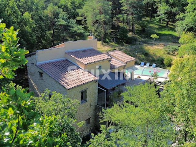 Vente Maison 7 pièces 200 m2 Dieulefit