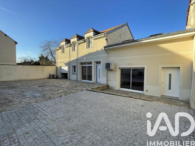 Vente Maison 7 pièces 200 m2 Frépillon
