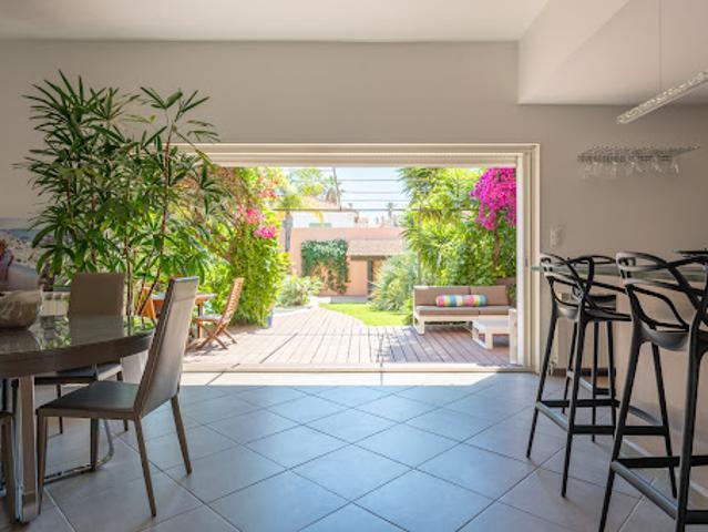 Vente Maison 7 pièces 200 m2 Hyeres
