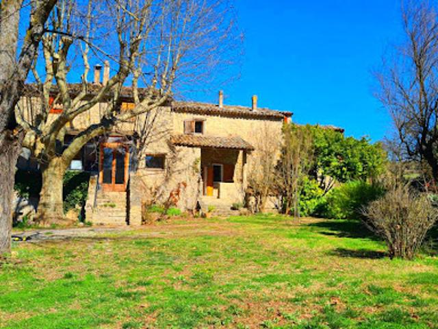 Vente Maison 7 pièces 200 m2 Lurs