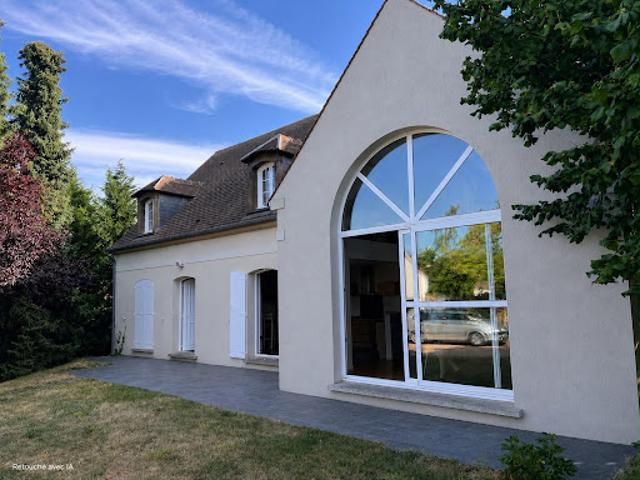 Vente Maison 7 pièces 200 m2 Lacroix Saint Ouen
