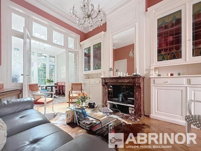 Vente Maison 7 pièces 200 m2 Lille