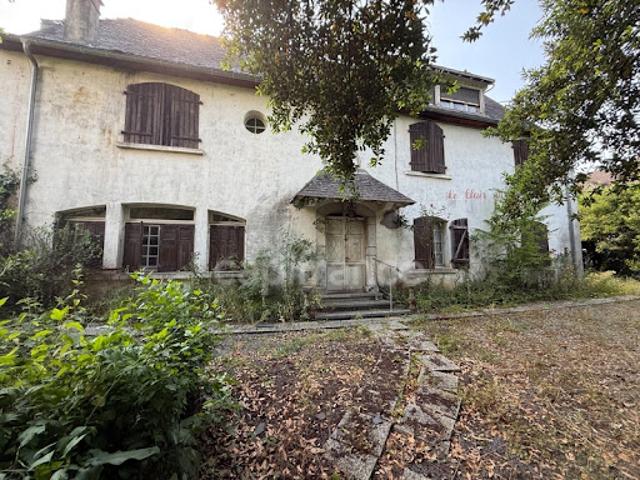 Vente Maison 7 pièces 200 m2 Lourdes