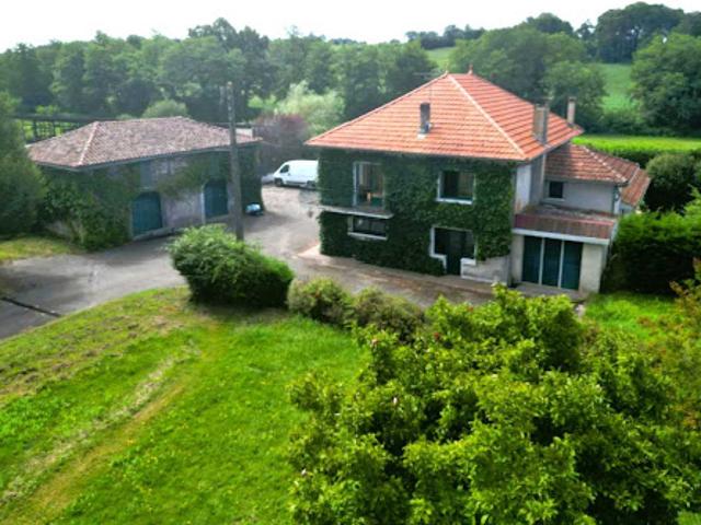Vente Maison 7 pièces 200 m2 Pouillon
