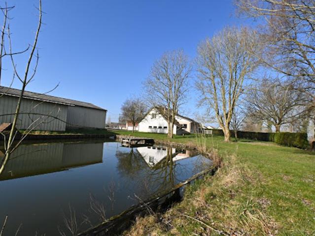 Vente Maison 7 pièces 200 m2 Rue