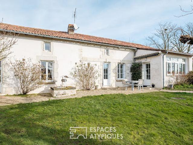 Vente Maison 7 pièces 200 m2 Saint Martin la Pallu