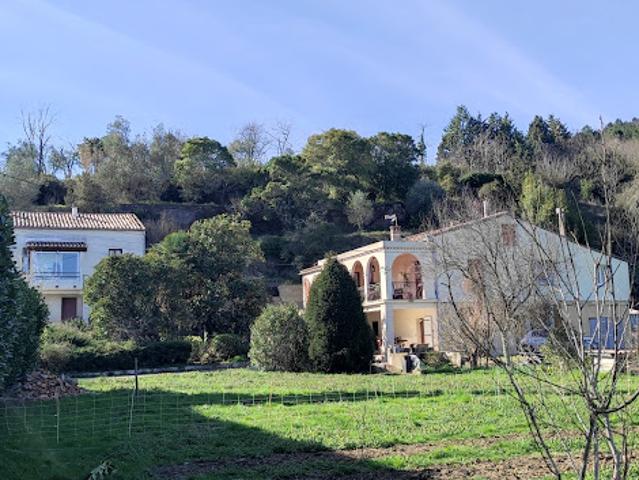 Vente Maison 7 pièces 200 m2 Saint Ambroix