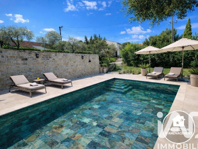 Vente Maison 7 pièces 200 m2 Saint Gilles