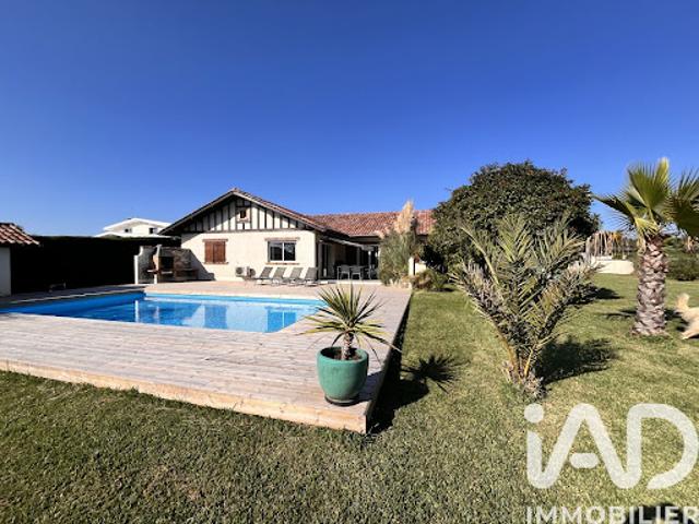 Vente Maison 7 pièces 200 m2 Saubrigues
