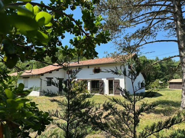 Vente Maison 7 pièces 200 m2 Saugnacq et Muret