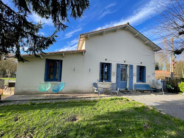 Vente Maison 7 pièces 200.36 m2 Chef Boutonne