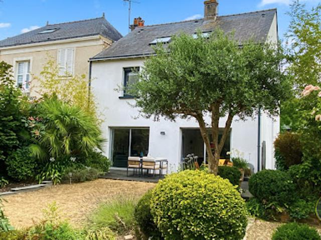 Vente Maison 7 pièces 201 m2 Angers
