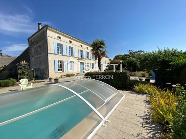Vente Maison 7 pièces 201 m2 Les Touches de Périgny