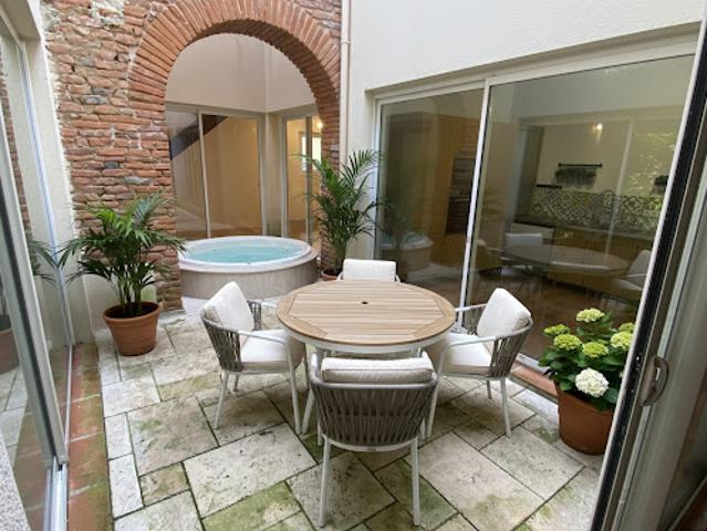 Vente Maison 7 pièces 202 m2 Montauban