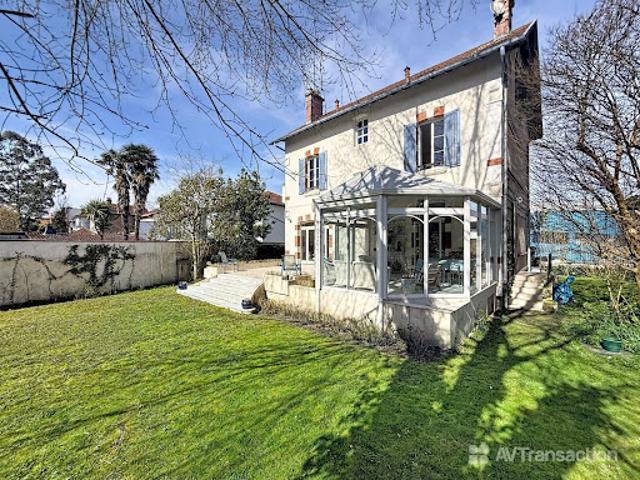 Vente Maison 7 pièces 202 m2 Dax