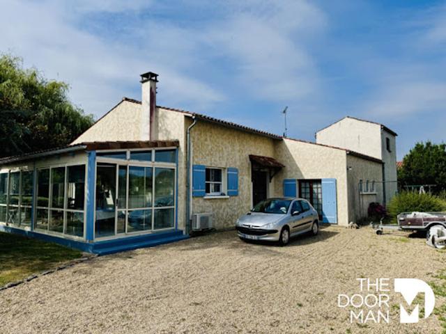 Vente Maison 7 pièces 202 m2 Saint Jean d'Angle