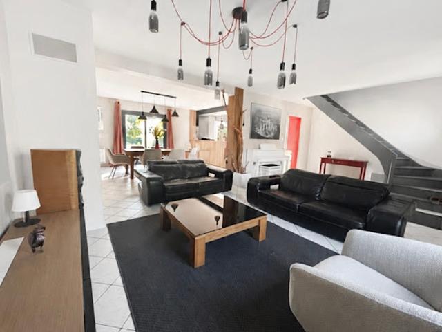Vente Maison 7 pièces 202.28 m2 Gambais