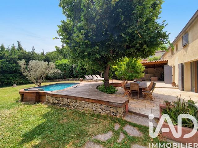 Vente Maison 7 pièces 203 m2 Aix en Provence