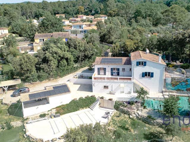 Vente Maison 7 pièces 203 m2 Lorgues