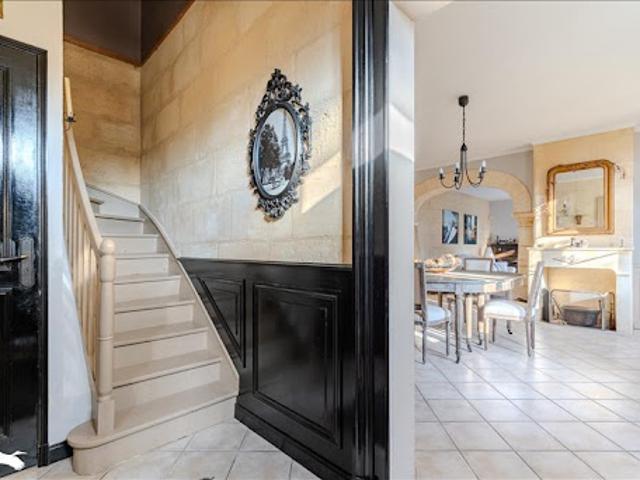 Vente Maison 7 pièces 214 m2 Ambares et lagrave