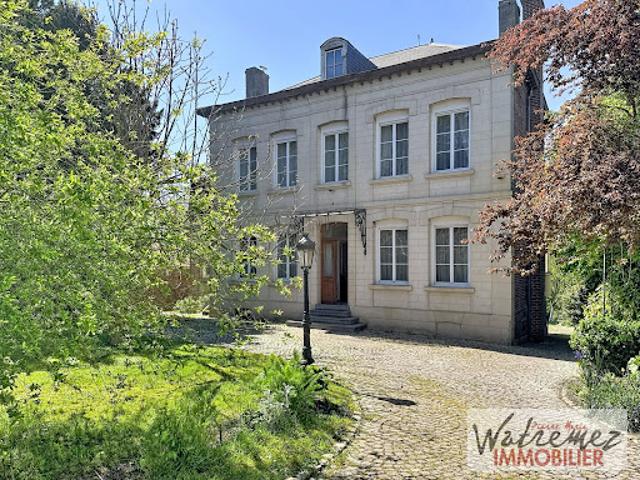 Vente Maison 7 pièces 215 m2 Le Cateau Cambrésis